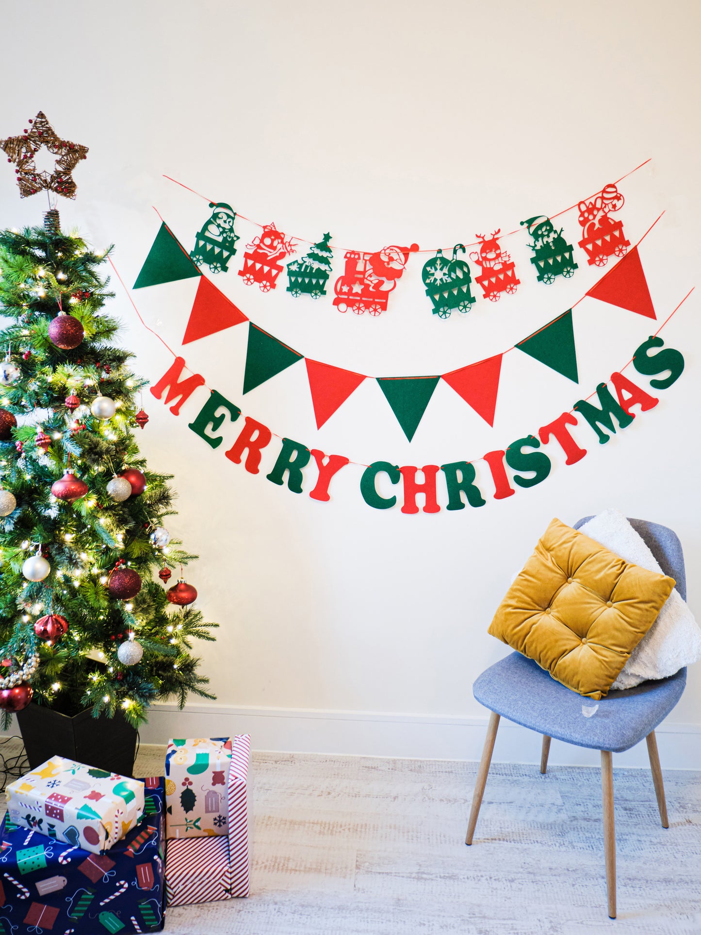 Christmas Train Bunting, Xmas Tree Santa Deer Banner